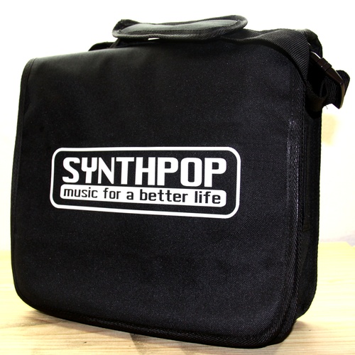 Schultertasche ��synthpop - Music For A Better Life��, Schwarz